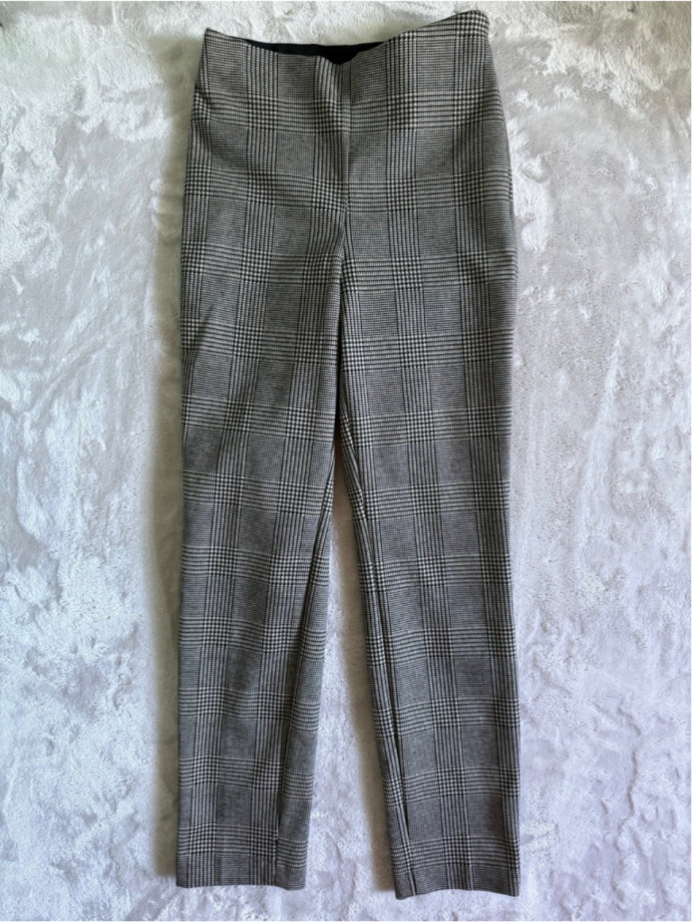 H&M Plaid Trousers Women’s XS Black White Check Slim Dress Pants